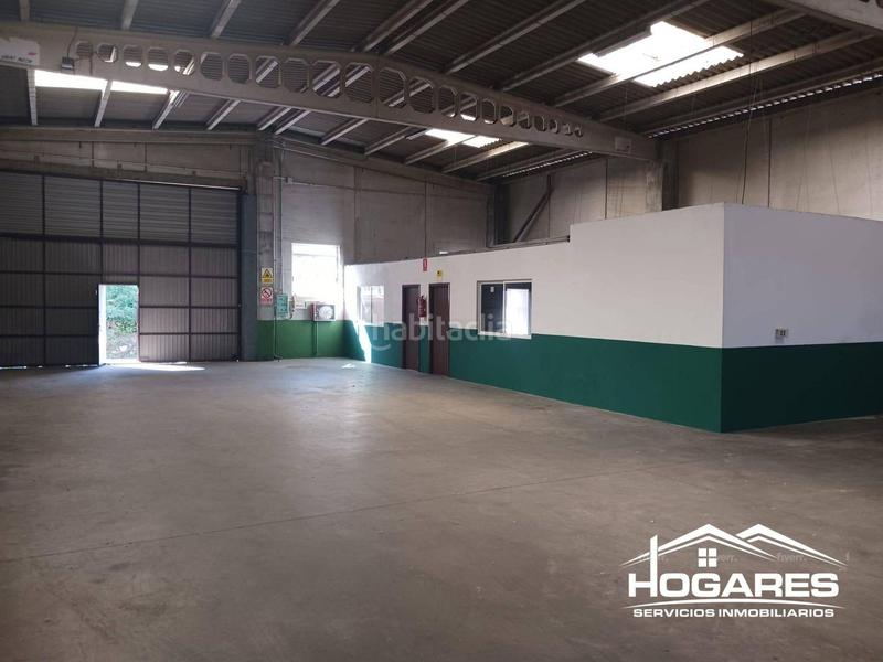Foto 262ce846-be4c-41a8-adb2-f35240533032. Rent industrial building in Cabral - Candeán Vigo