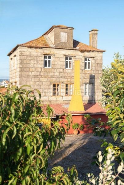 Foto d7610bd6-d4bf-4769-b4a7-b7125d513f30. Casa amb aparcament a Coruxo - Oia - Saiáns Vigo