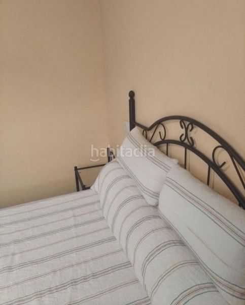 Foto 0ac8c64e-956c-4383-b52b-1ac10c239cbf. Pis a Camelias - Pi y Margall Vigo