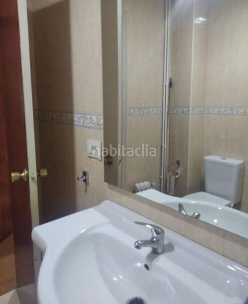 Foto feb20f7b-d549-4215-bcd5-49c27d12998f. Pis a Camelias - Pi y Margall Vigo