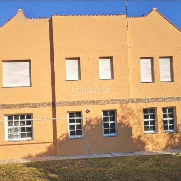 Foto 3fb335f2-8c81-401d-8953-2a50fdf7454e. Chalet with parking in O Hío Cangas