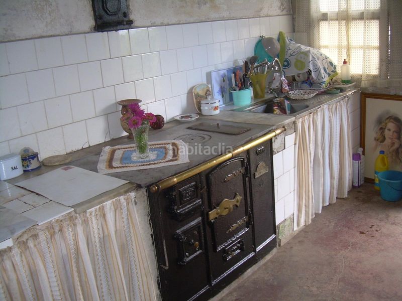 Foto 80fa051f-82e5-4f49-a2e1-e0f80d72a6b3. Casa a Arbo