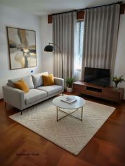 Piso  Calle calle menéndez pelayo. Piso con muchas posibilidades en calle menéndez pelayo, con gara