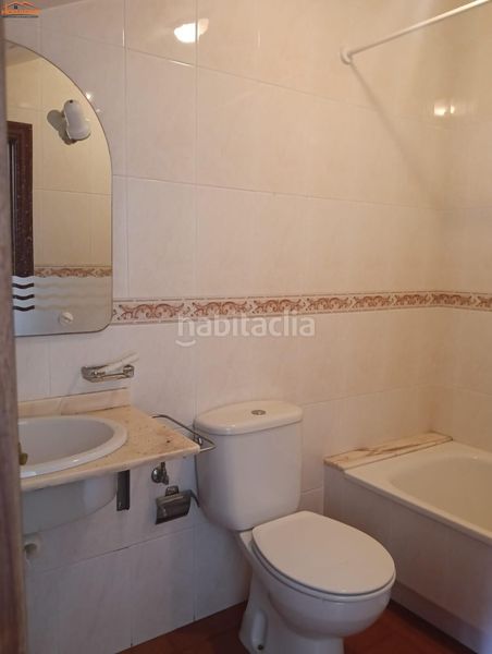 Foto 525b94a8-b894-4095-927a-ab1fc045ce10. Edificio in Baiona