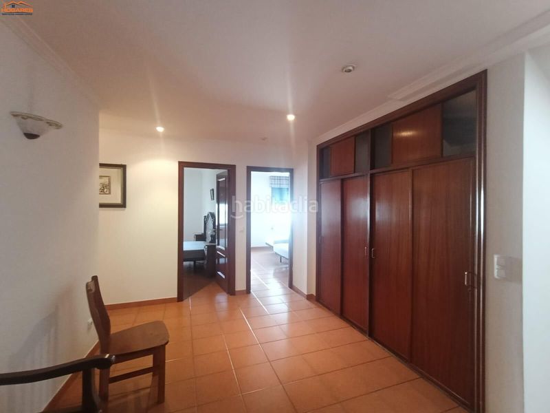 Foto c8a5f90b-32ce-40a4-8a61-1e92399605c9. Edificio in Baiona
