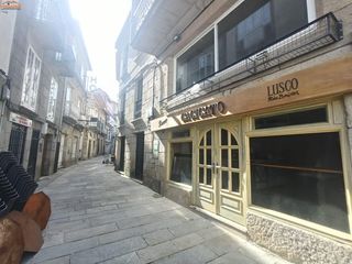 Edificio in Baiona. Edificio en casco histórico de baiona