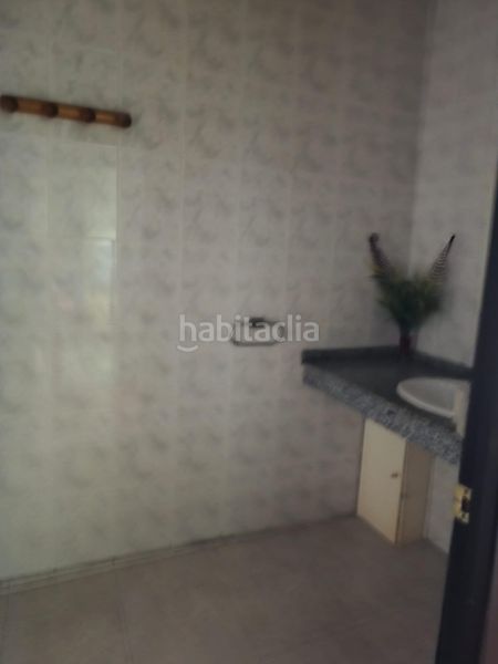 Foto 352408a5-958a-4a40-b555-3e527b0ab570. Local comercial a Teis Vigo