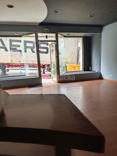 Foto 5da5b5e9-e573-4d22-9e88-d683842211ff. Local comercial a Teis Vigo