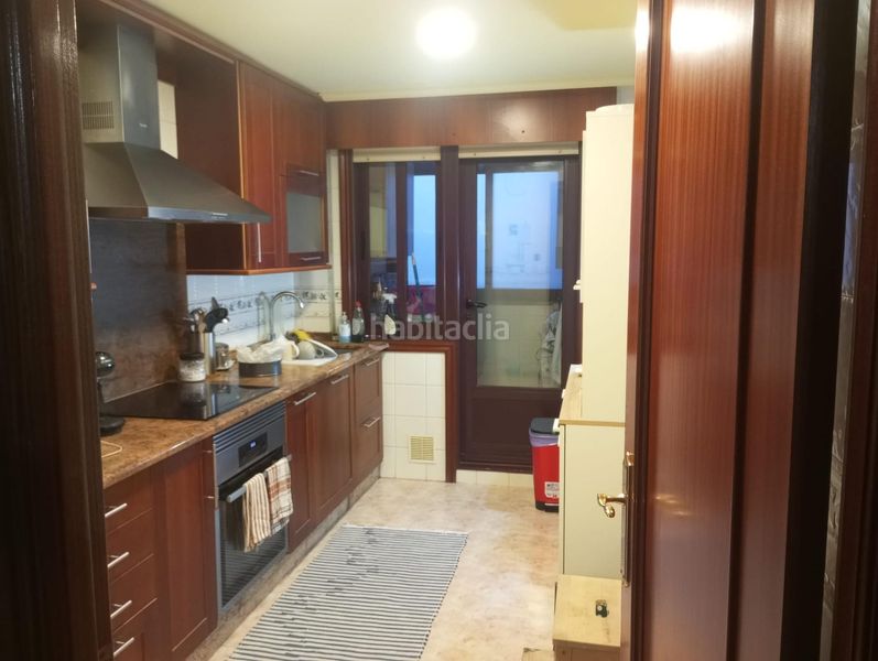 Foto 5fea1974-b65c-4b3c-b916-e8ad5a5f49c7. Àtic amb calefacció aparcament a Ponteareas