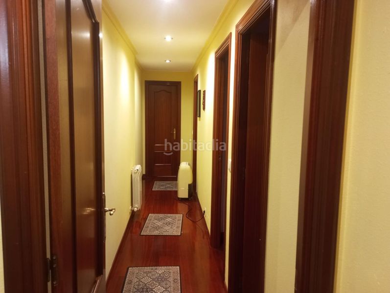 Foto 63b15d1d-7160-4642-aec0-fd19f7cd14dd. Àtic amb calefacció aparcament a Ponteareas