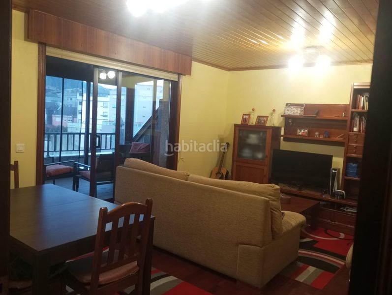 Foto d05ec78a-e61a-433f-b038-f484052dcf38. Àtic amb calefacció aparcament a Ponteareas