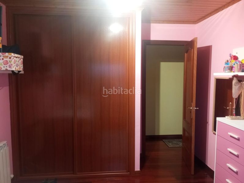 Foto dfe77ebb-90fe-43c2-89d1-a29329cf5942. Àtic amb calefacció aparcament a Ponteareas