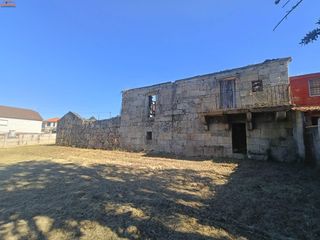 Casa a Salvaterra de Miño. Casa de piedra para rehabilitar en salvaterra
