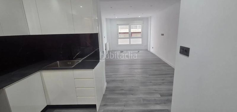 Foto 559ad78a-b01d-49f6-9819-4df91aff9672. Pis amb calefacció a Teis Vigo
