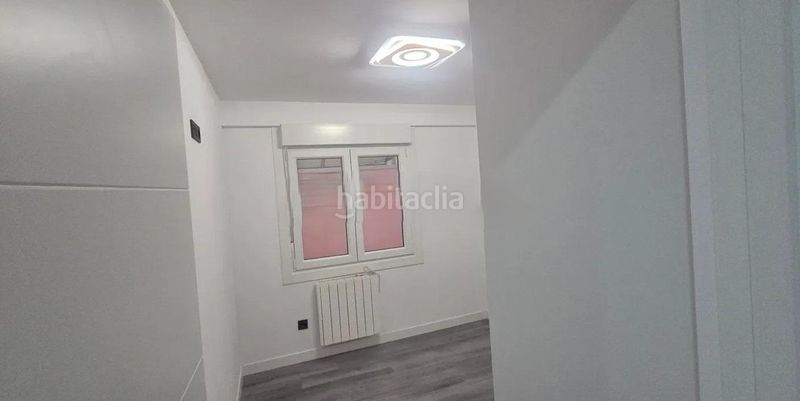 Foto f6cacddb-7ab6-49ce-b1d7-0903dc8e0701. Pis amb calefacció a Teis Vigo