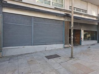 Lloguer Local Comercial  Calle de teófilo llorente. Local comercial en pleno casco viejo de vigo, en calle teófilo l
