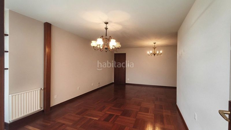 Foto d0fcc212-0058-44a0-a508-f8cebcb3ecd9. Pis amb calefacció a Camelias - Pi y Margall Vigo