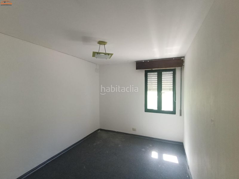 Foto 4b7584e8-2dbe-4d07-aa70-2e8e300ef155. Casa amb calefacció a Teis Vigo