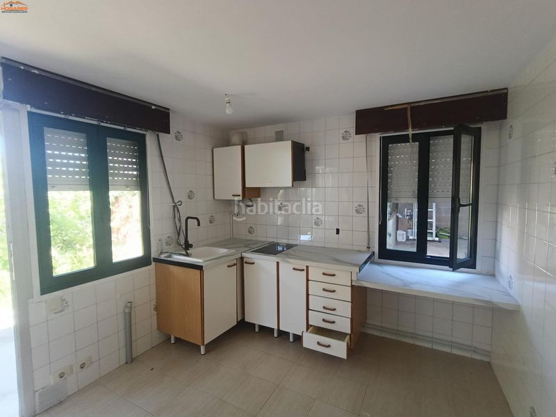Foto 8aa90fa6-a0ee-427c-9113-9a674a0569f7. Casa amb calefacció a Teis Vigo
