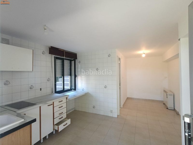 Foto af262932-b7d5-4046-a606-9b8f6e1c01df. Casa amb calefacció a Teis Vigo
