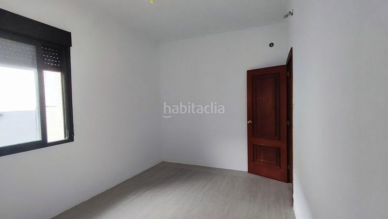 Foto eb8349c9-bba7-49e3-8b6c-9ef0784e0edd. Xalet amb aparcament a Teis Vigo