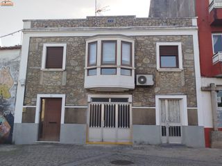 Casa adossada  Guia. Casa adosada en a guarda