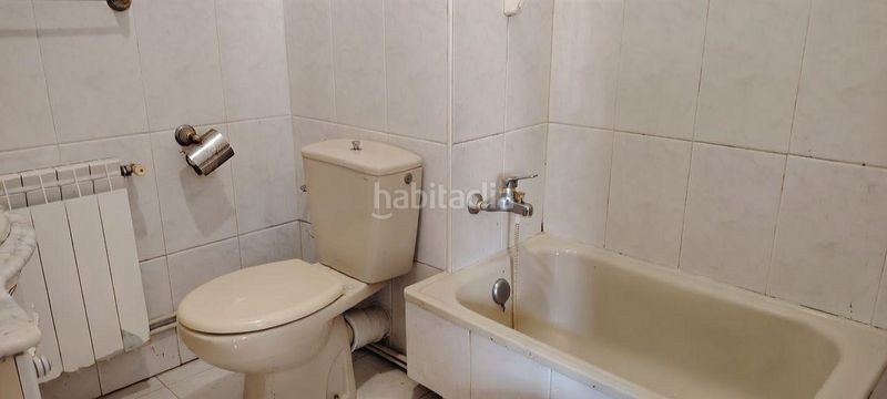 Foto 353f78ea-8e2e-42e7-8f33-81405fbf2115. Pis a Casablanca - Calvario Vigo