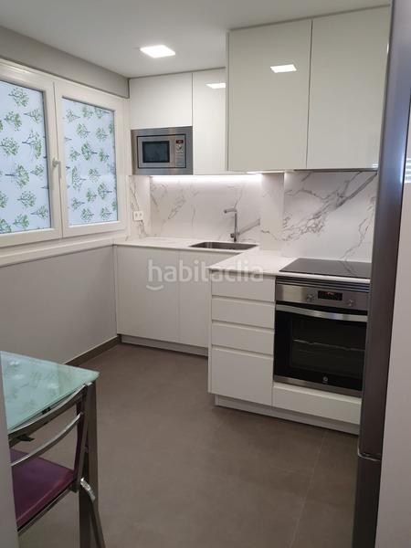 Foto b9b8c771-c332-4f4b-8d00-bbc6707abeb3. Piso magnífico piso con vistas en Berbés - Peritos Vigo