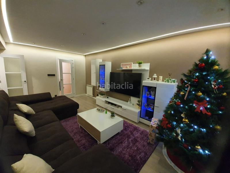 Foto c6163c89-62ea-459d-b01b-322a7c4ef8b9. Piso magnífico piso con vistas en Berbés - Peritos Vigo