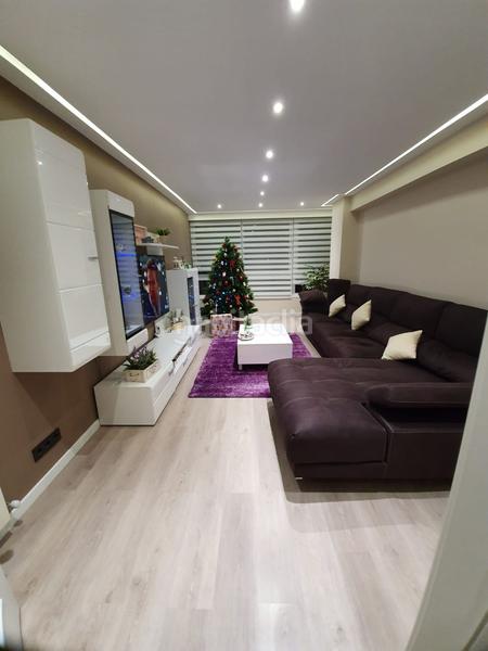 Foto ce111ddf-d761-492e-8939-300057658bf1. Piso magnífico piso con vistas en Berbés - Peritos Vigo