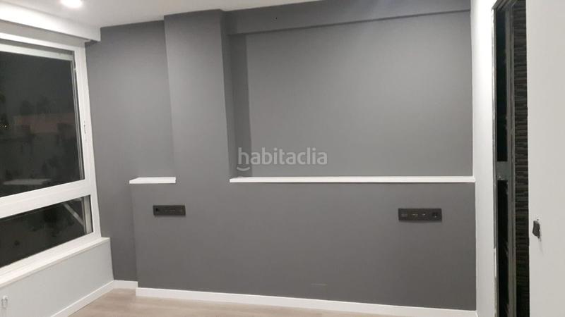 Foto dfd21ef4-8d88-4fcc-9fe7-106236efa54b. Piso magnífico piso con vistas en Berbés - Peritos Vigo