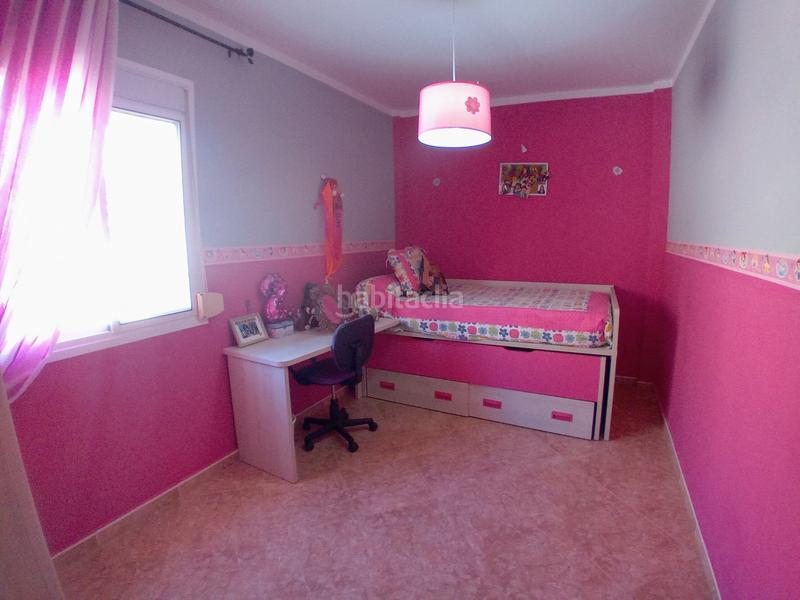 Foto 2a72a975-99e2-42bd-949e-7e2f82d5aeb4. Casa a schiera con camino in Yunquera