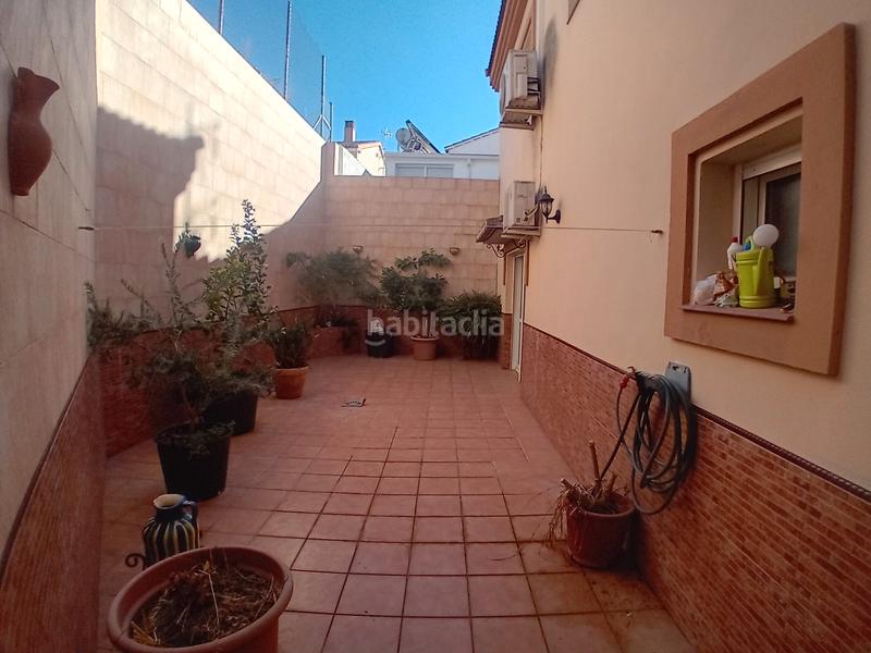 Foto c0d461d7-5dd6-4894-a65f-87a262723349. Casa a schiera con camino in Yunquera