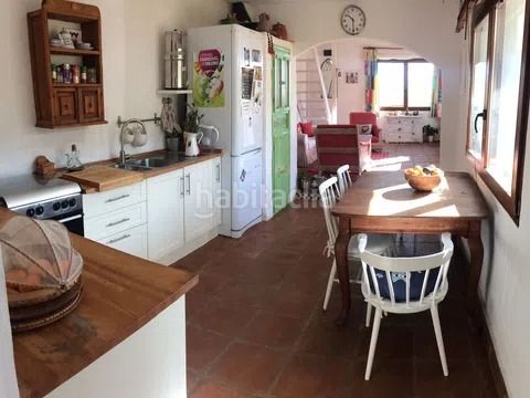 Foto 3d0563b6-f26c-479d-ac97-ebe9c6259685. Masia amb xemeneia a Tolox