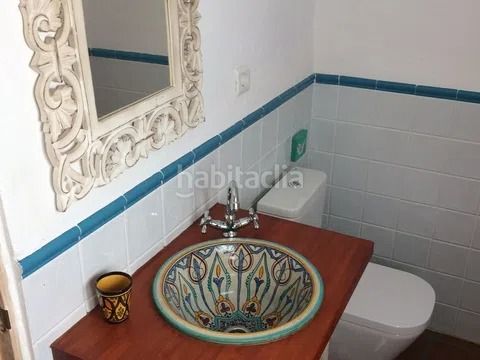 Foto 52aa714d-c3ac-4a8a-8ffb-005ca0347a3d. Masia amb xemeneia a Tolox