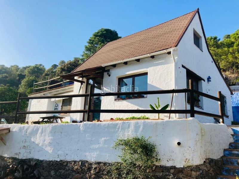 Foto 6c92affd-a0b8-4213-87b9-642949d0e915. Masia amb xemeneia a Tolox