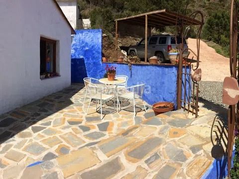 Foto 87114234-39bd-403c-b1d0-4fdc96e4e737. Masia amb xemeneia a Tolox