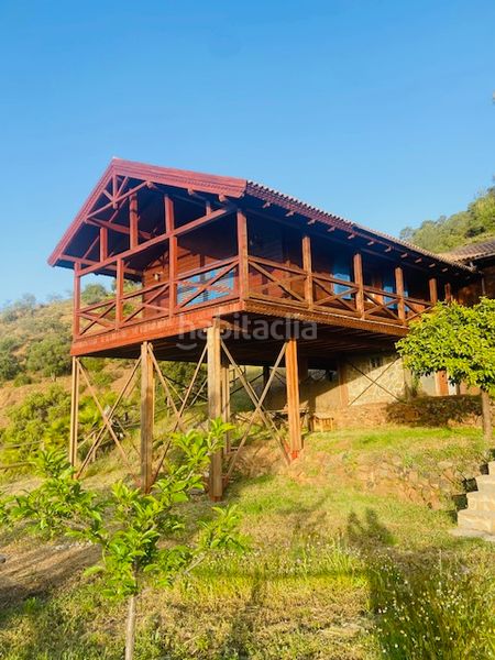 Foto c313274c-2d21-4d61-b4d0-ca8c5e00b0b3. Masia amb xemeneia a Tolox