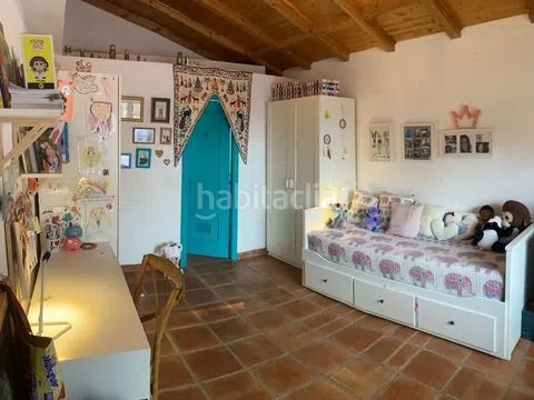 Foto eb076d6b-339d-4139-87d0-bf6ef180fef7. Masia amb xemeneia a Tolox