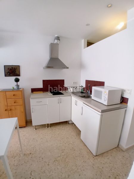 Foto 0d656756-8e9a-46d6-9f2e-ac2e45bcd6cc. Casa aparellada amb aparcament piscina a El Molinillo - Capuchinos Málaga