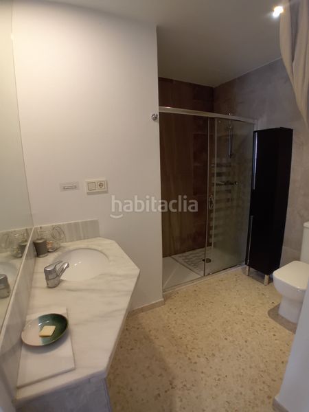 Foto 2e309e8e-2b27-4983-b78d-6eb5f5f365f5. Casa aparellada amb aparcament piscina a El Molinillo - Capuchinos Málaga