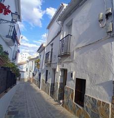 Maison à Yunquera. Fantástica casa de pueblo en yunquera, sierra de las nieves