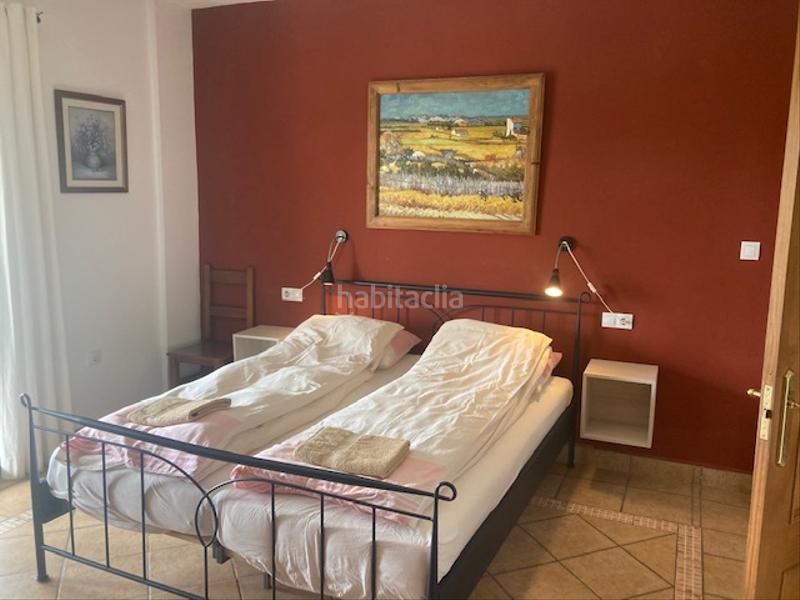 Foto 1e45769e-f4bf-4810-a121-c340f26d2029. Edifici amb piscina a Alozaina