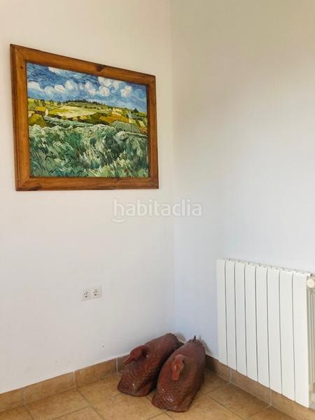 Foto 85a60036-a4af-4ba0-accc-32b981228814. Edifici amb piscina a Alozaina