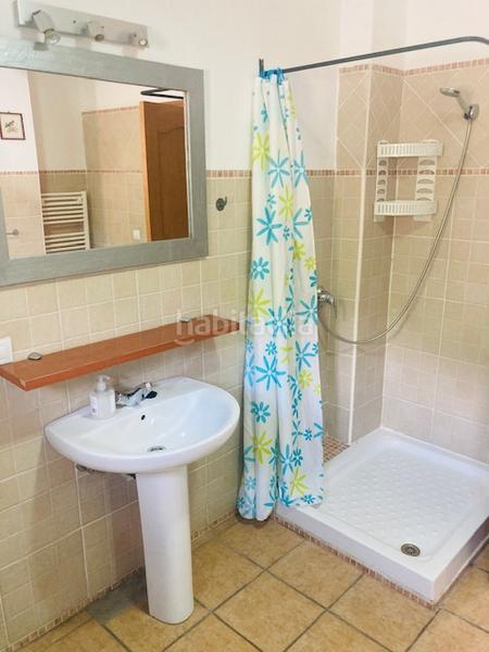 Foto 8725a2d1-09fb-4d40-a77d-8f9093965199. Edifici amb piscina a Alozaina