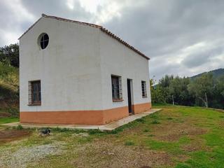 Masia a Yunquera. Fantástica finca en yunquera, sierra de las nieves