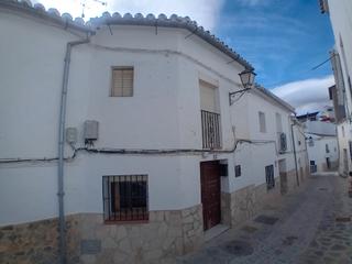 Casa adossada a Yunquera. Fantástica casa adosada en yunquera, sierra de las nieves