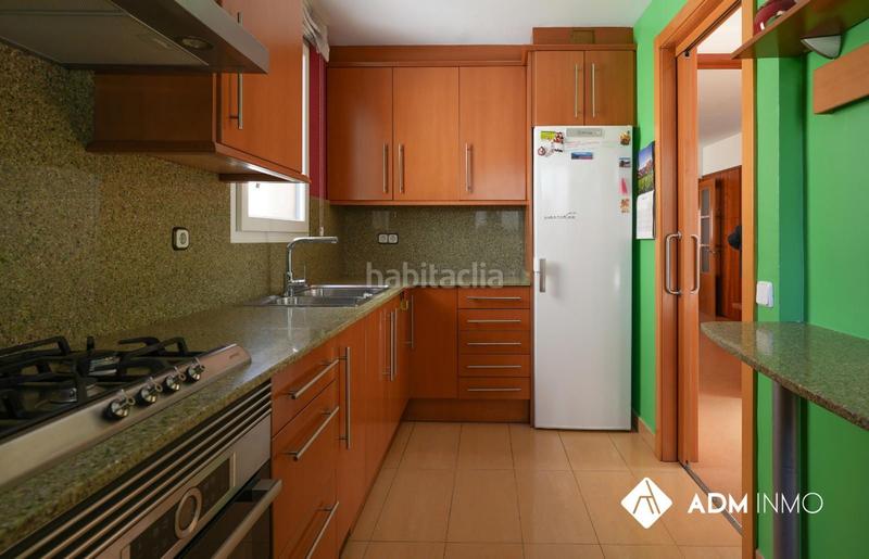 Foto 26aa7a76-3766-4a7a-8dcb-5e3f2dfbb3d2. Casa con riscaldamento parcheggio in Centre Reus