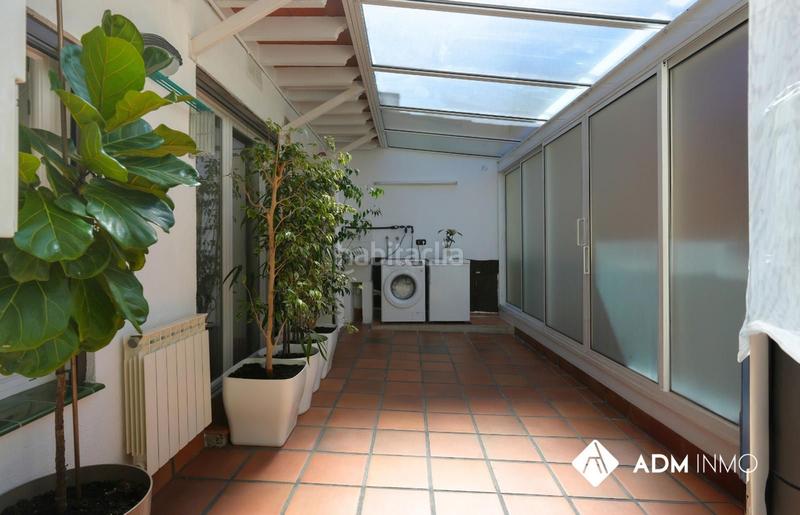 Foto 2d437129-f9c5-4392-899b-10bb9b8fdba2. Casa con riscaldamento parcheggio in Centre Reus