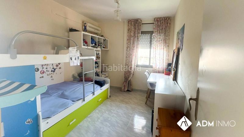 Foto 8188567e-fb49-4c11-83e2-039310718319. Piso en del segre 21 luminoso piso con terraza y piscina en Cambrils